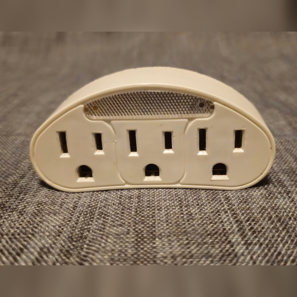 3 Plug Power Strip Adapter